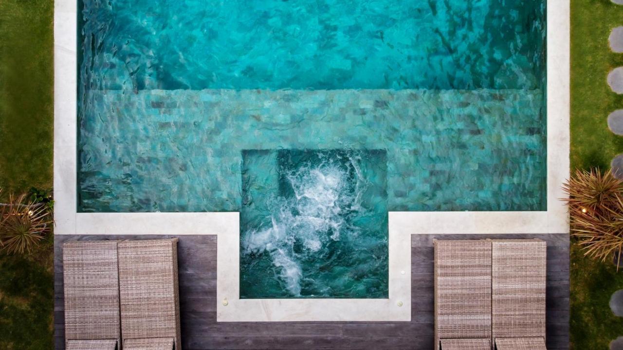 Villa Nabi By Alfred In Bali เซมินยัค ภายนอก รูปภาพ