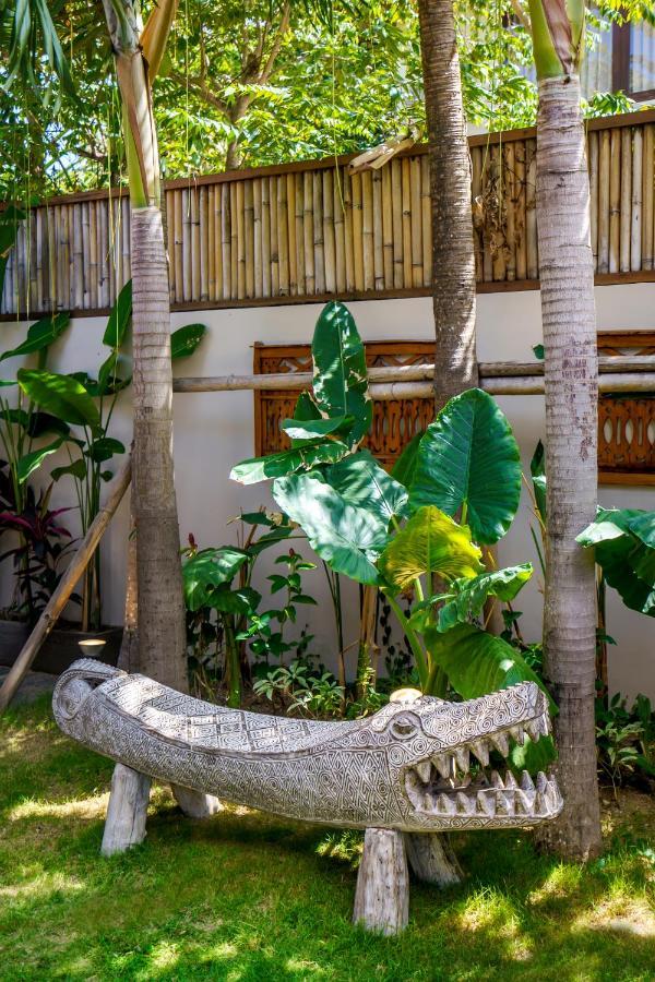 Villa Nabi By Alfred In Bali เซมินยัค ภายนอก รูปภาพ