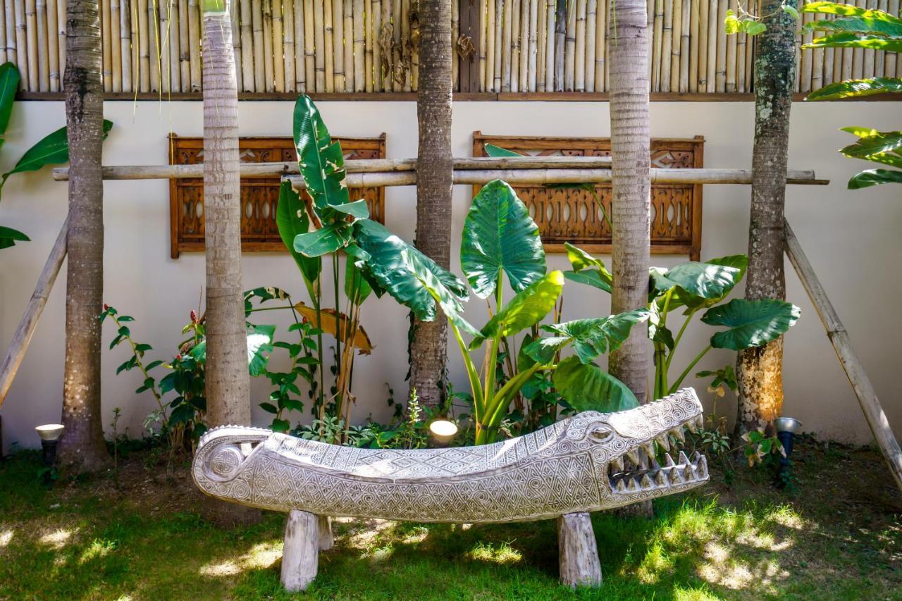 Villa Nabi By Alfred In Bali เซมินยัค ภายนอก รูปภาพ